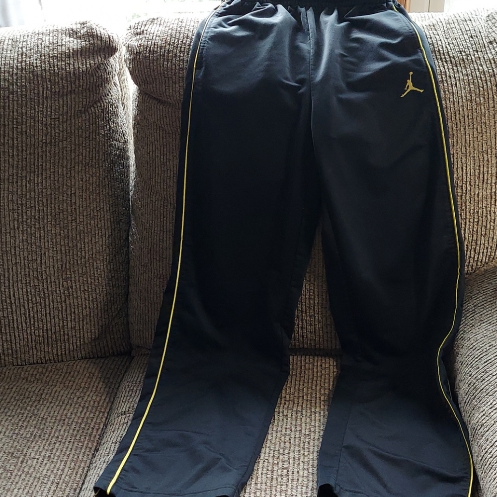Sweatpants Black with yellow strips down sides